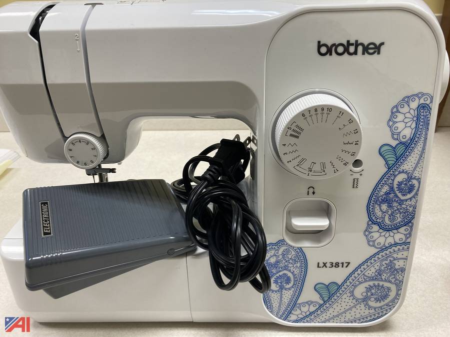 Auctions International Auction Geneseo CSDNY 27420 ITEM Sewing